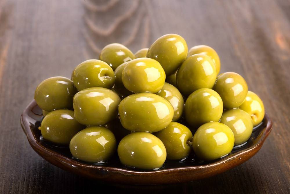 Premium Green Olives Without Salt Dipped In Olive Oil