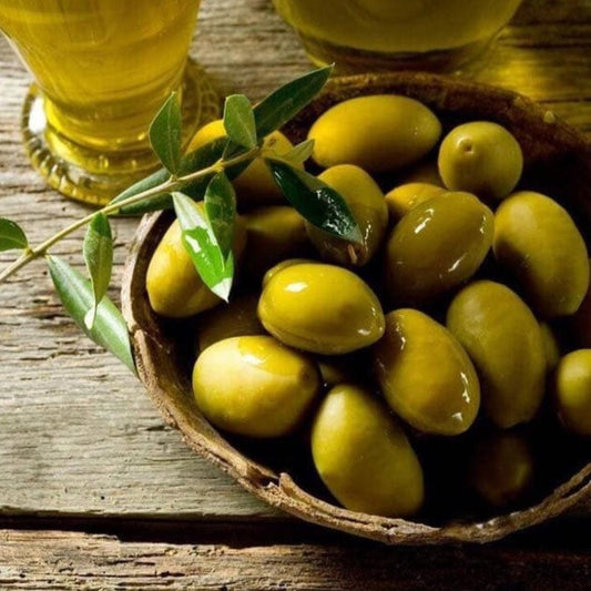 Premium Green Olives Without Salt Dipped In Olive Oil