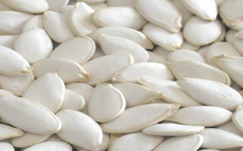Roasted White Pumpkin Seeds Without Salt