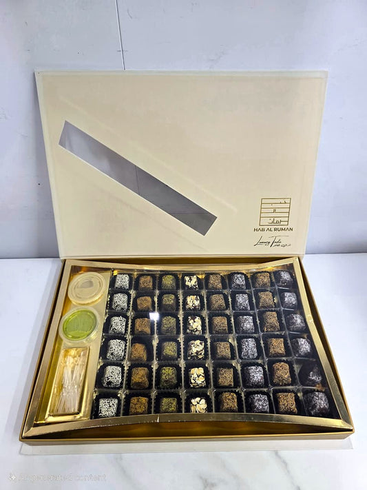 Date Balls with Nuts