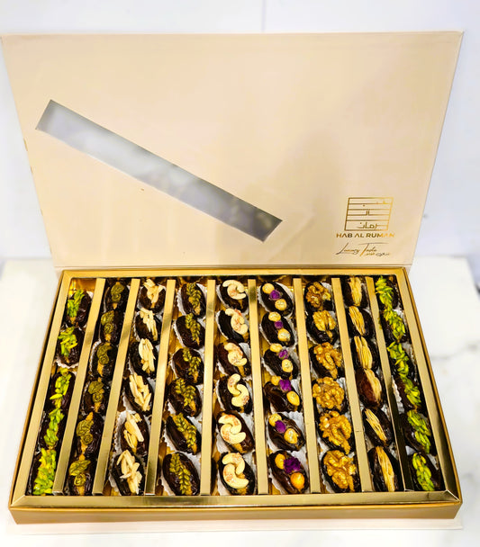 Dried Majdool Date stuffed with Nuts Luxury Box